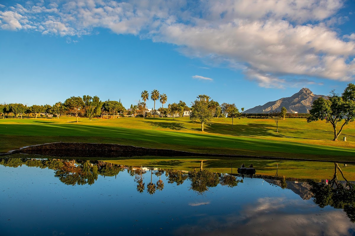 Aloha Golf Club photo 2