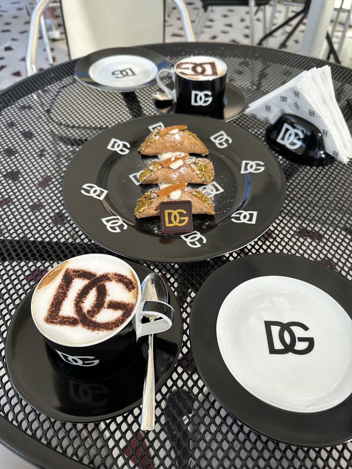 DG Martini ® Puerto Banus photo 4