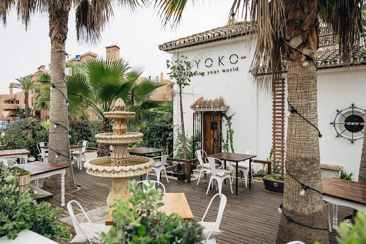 BYOKO Estepona photo 4