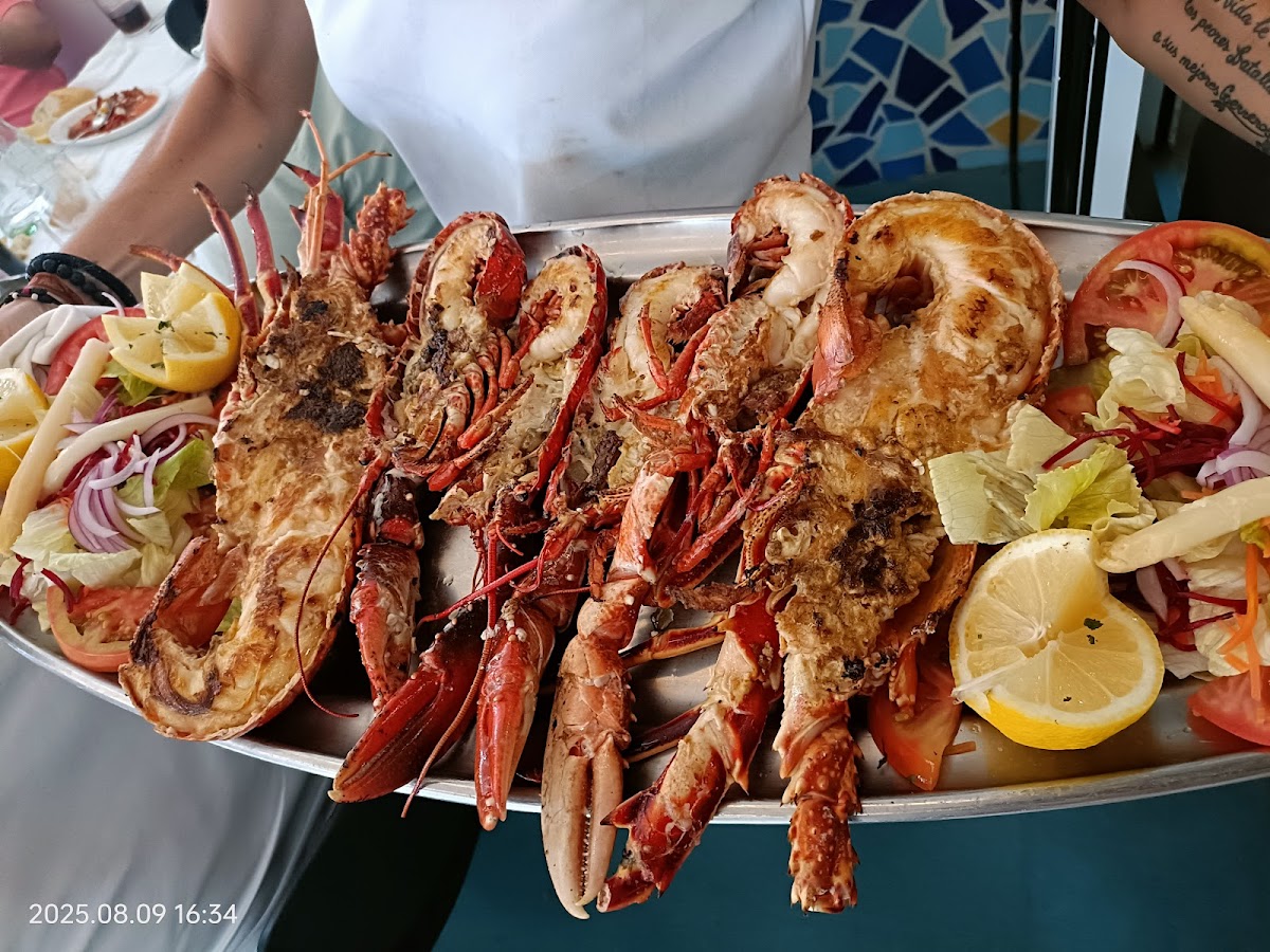 Pescaderia Los Mellizos photo 3